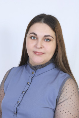 Педагогический работник Зябликова Нина Малхазовна