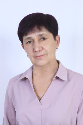 Помощник воспитателя Кравцова Наталья Ивановна